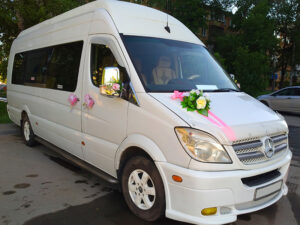 услуги микроавтобуса на свадьбу в городе Минске